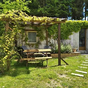  Hébergement de vacances Les Granges De La Hulotte, Les Mésanges France